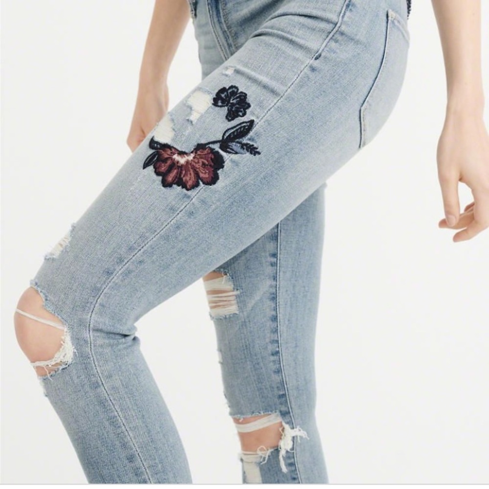 Abercrombie Harper Embroidered Skinny Jeans